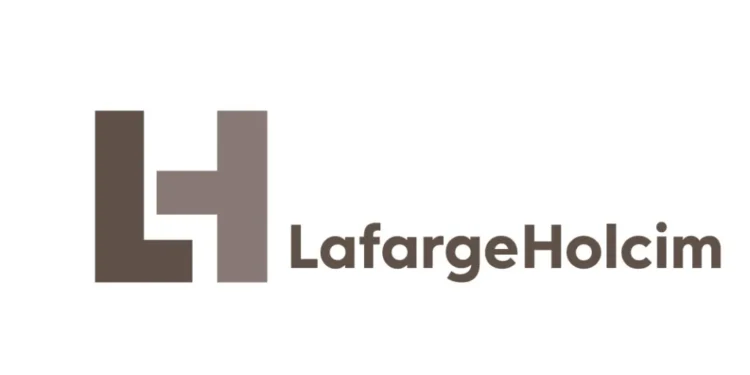 le logo de la farge holcim, leader national du secteur des matériaux de construction au Maroc